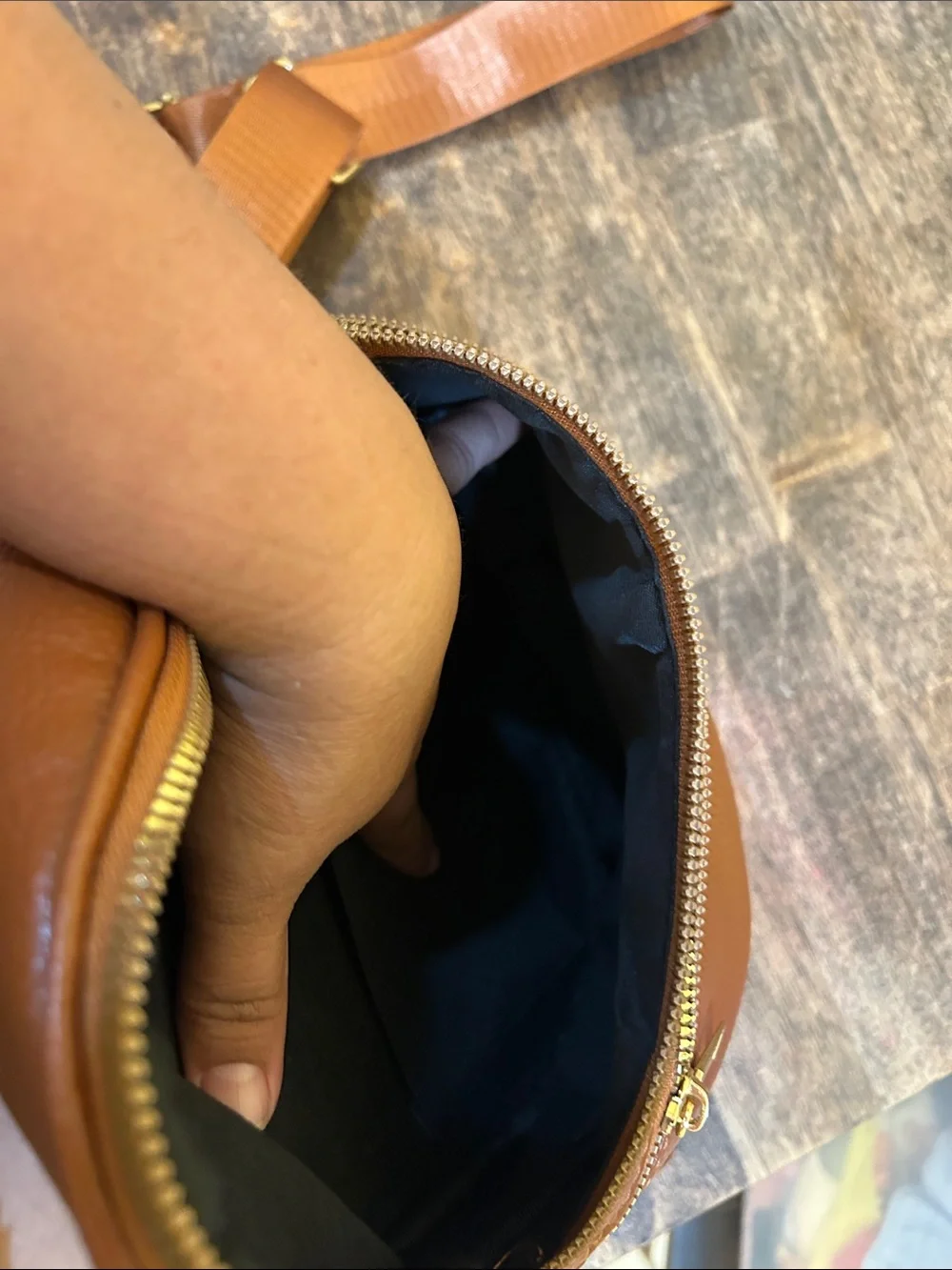 Women's Tan Leather Crossbody Belt Bag